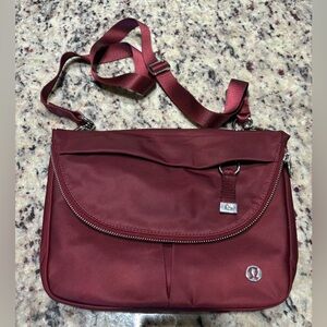 Lululemon All Night Festival Bag 5L red maroon crossbody